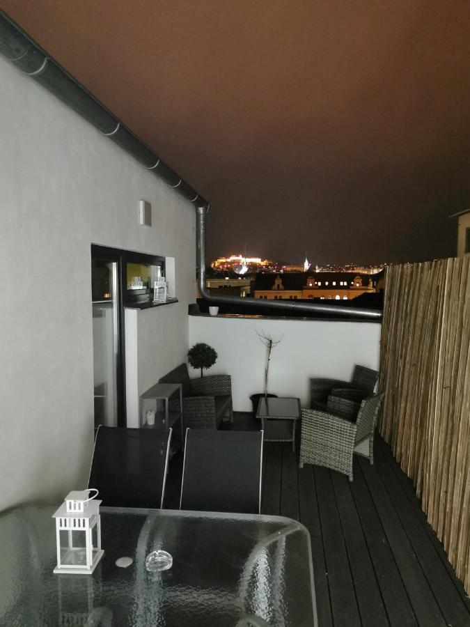 Haas Apartments Downtown With Parking Brno Exterior photo
